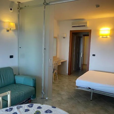 Residenza Verdeblu By Solturelba 別荘 カポリーヴェリ