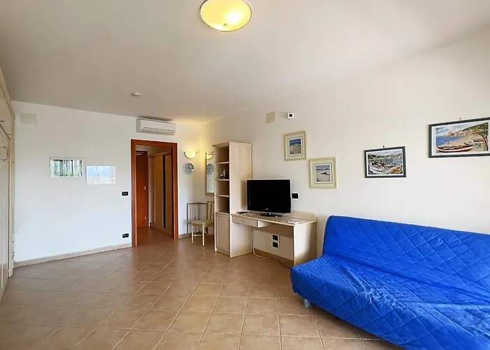 Holiday home Residenza Verdeblu By Solturelba